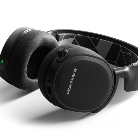 Steelseries Arctis 3 Bluetooth