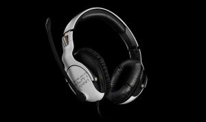 ROCCAT Khan Pro Hi-Res Gaming Headset