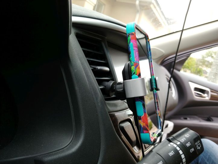 Tech Armor Wireless Charging Car Vent Mount