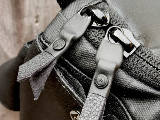 HEX x HALO ONI Sling