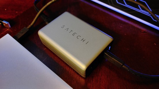 Satechi 100W USB-C PD Compact GaN Charger