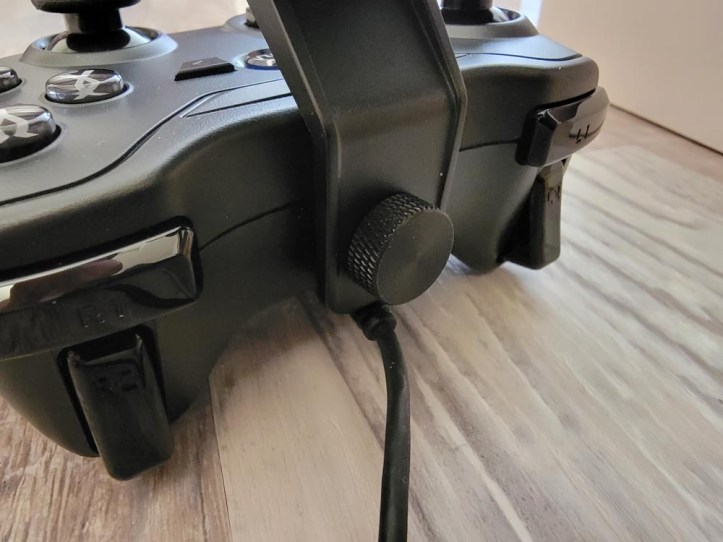 Rotor Riot Wired Game Controller