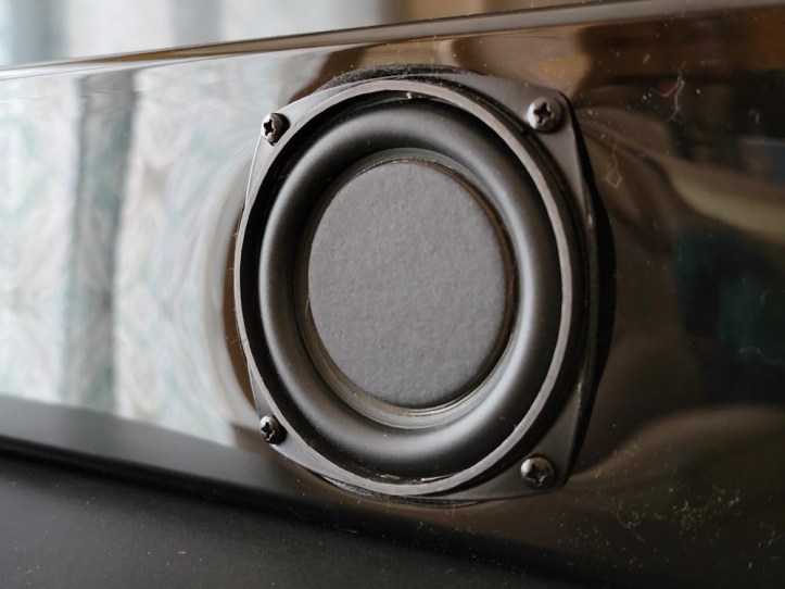 iLIVE 40" HD Sound Bar with Bluetooth