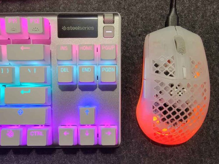 SteelSeries Apex 7 TKL and Aerox 3 Wireless