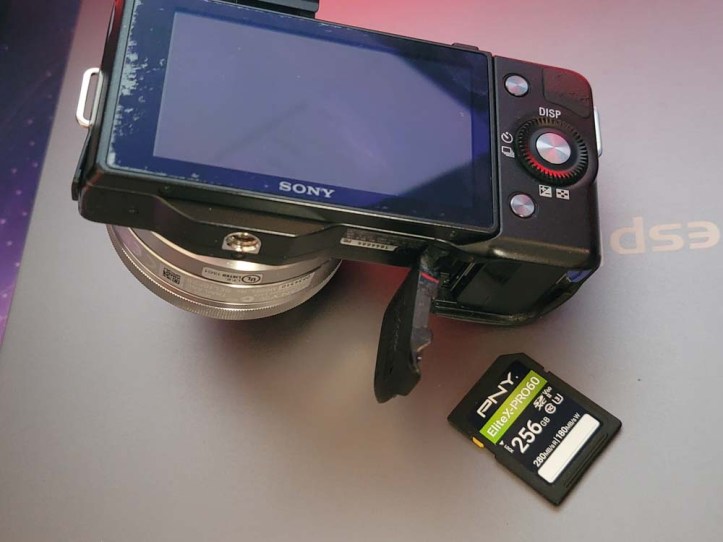 PNY Elite X-PRO 60 UHS-II SDXC Flash Card