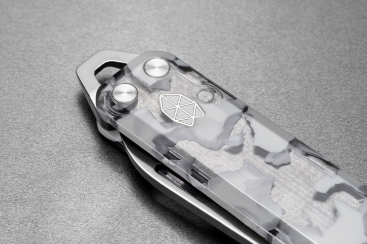 The Elko Acetate by The James Brand